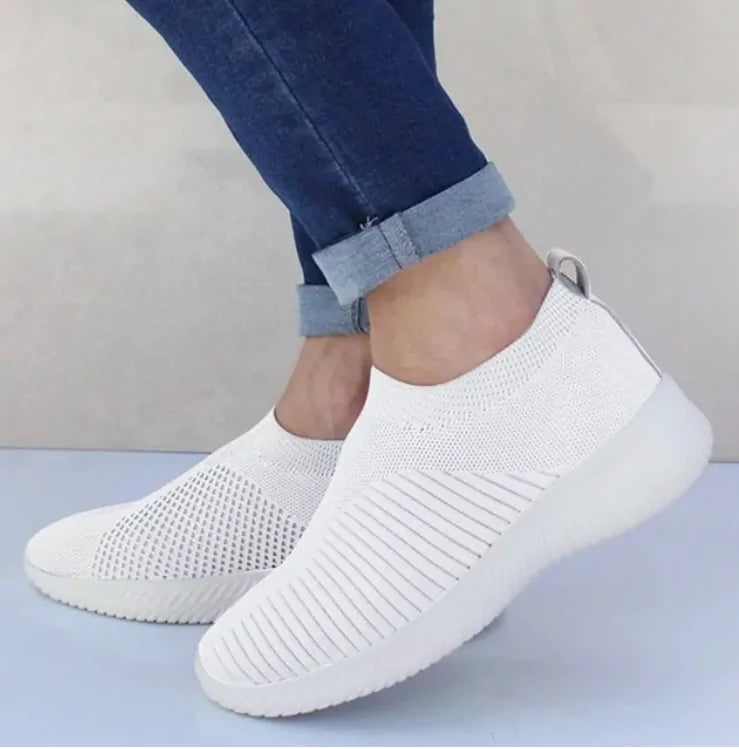 Small Flat Knitted Shoes