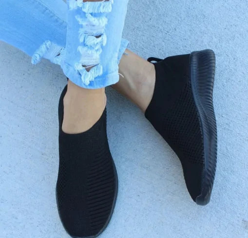 Small Flat Knitted Shoes